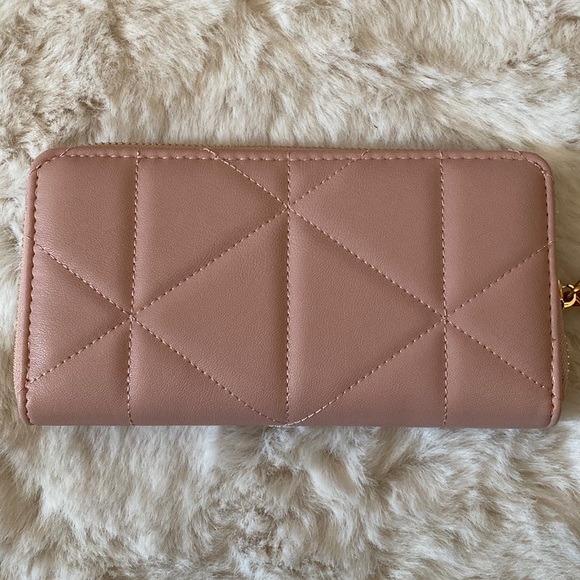 bebe Wallet - Picture 3 of 8